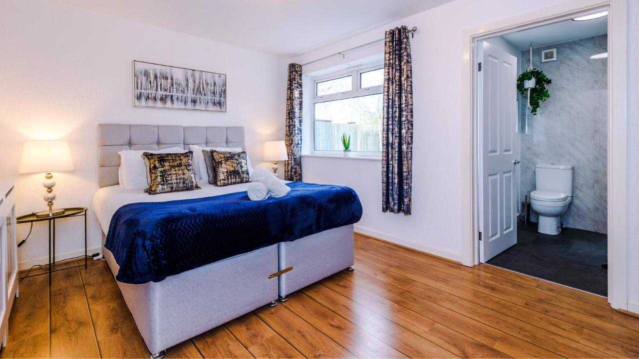 Wervin Newhall Road - 4 Bedroom Chester Home - Parking מראה חיצוני תמונה