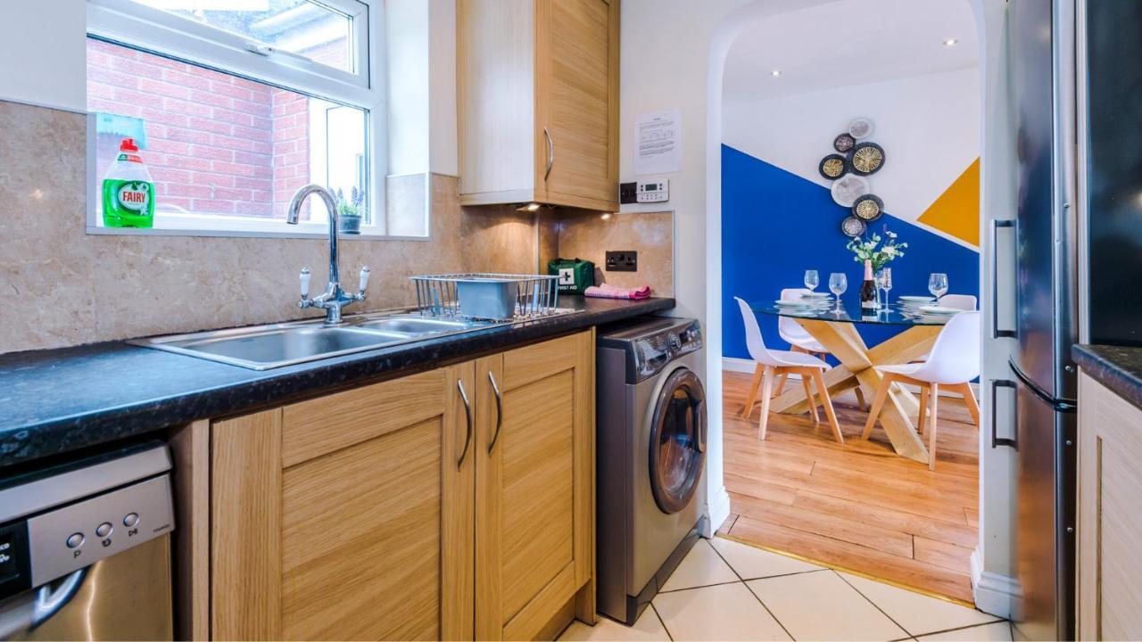 Wervin Newhall Road - 4 Bedroom Chester Home - Parking מראה חיצוני תמונה